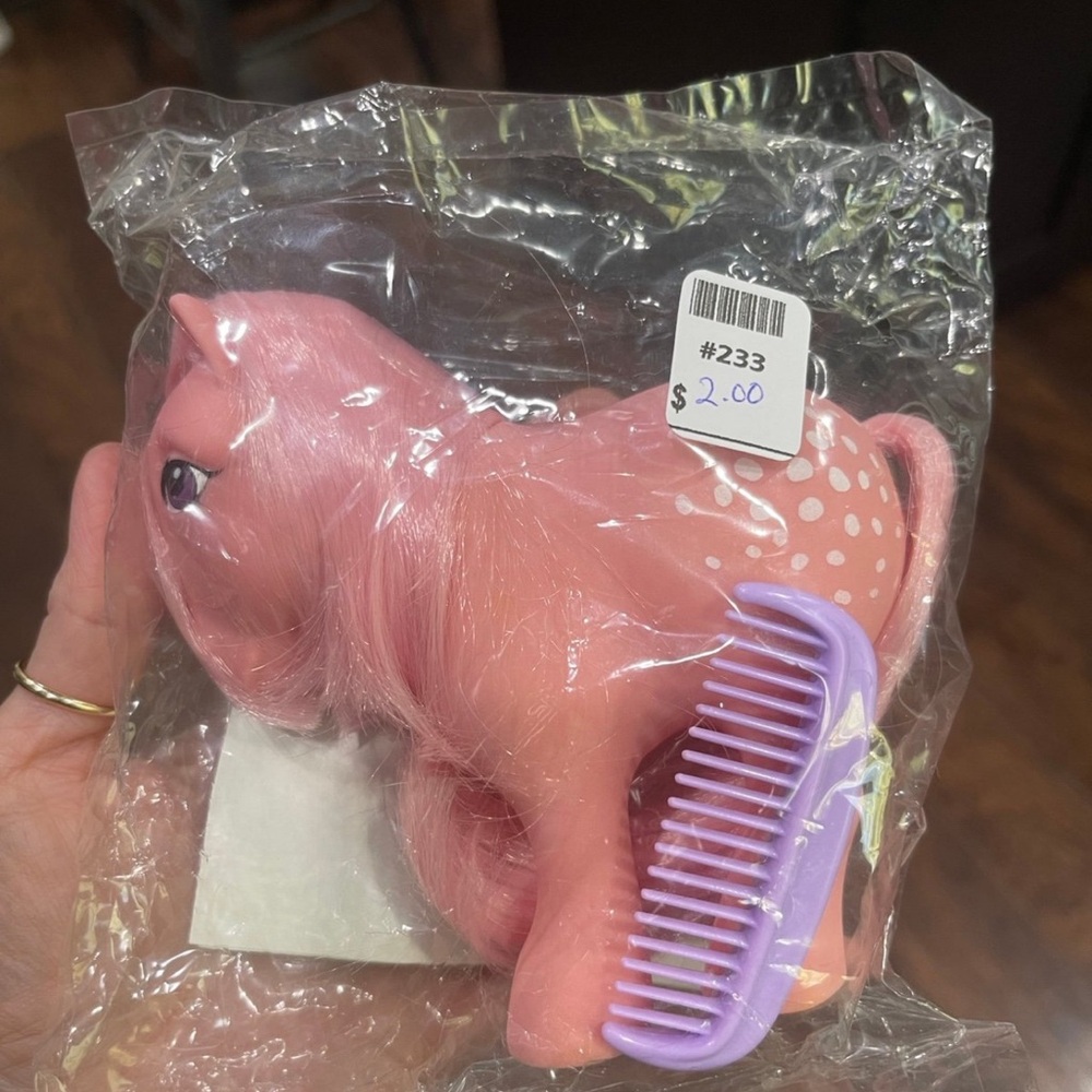 Vintage Hasbro My Little Pony Cotton Candy New
1982 GI HK SEALED Mail Order MI